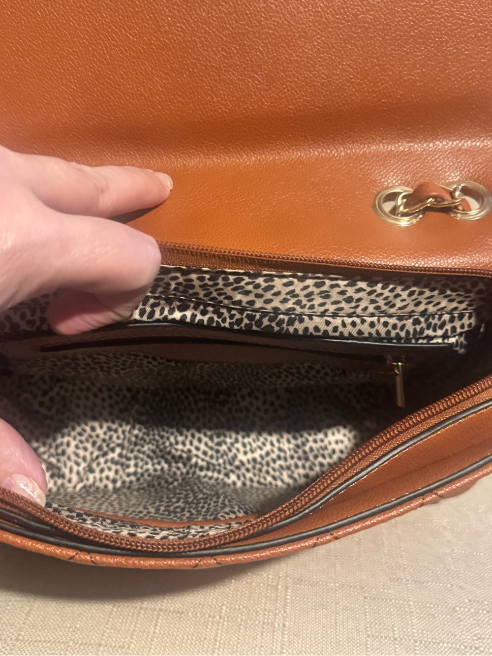 Ello Classy Brown Quilted Chain Shoulder Bag w/ Turn‑Lock Closure NWT - Picture 11 of 13